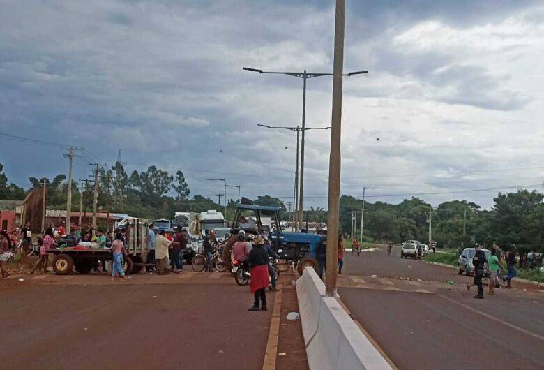 Rodovia MS-156 é liberada após dia de protesto de indígenas