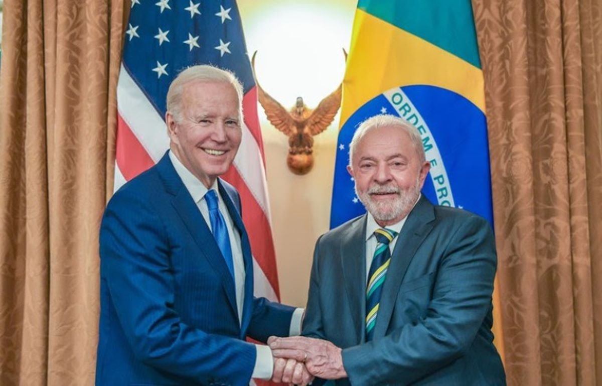 Lula responde Biden e convida presidente americano a visitar o Brasil
