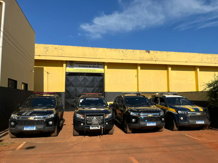 Operação cumpre mandados contra presidiários e servidores estaduais