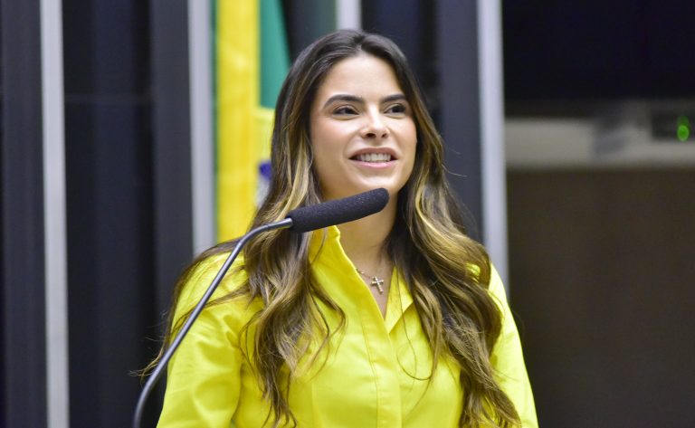 Projeto inclui modalidades coletivas no Programa Bolsa Pódio