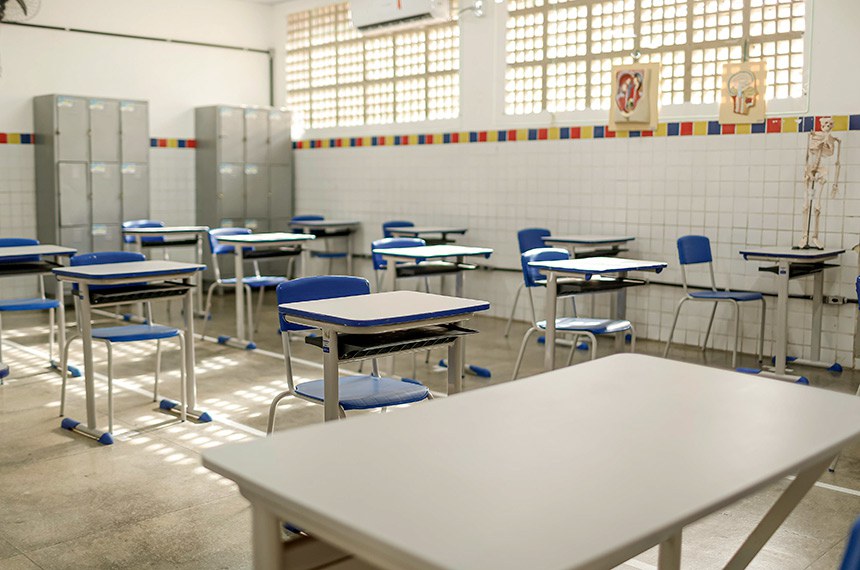 Projeto proíbe questão com viés ideológico no Enem e em concursos