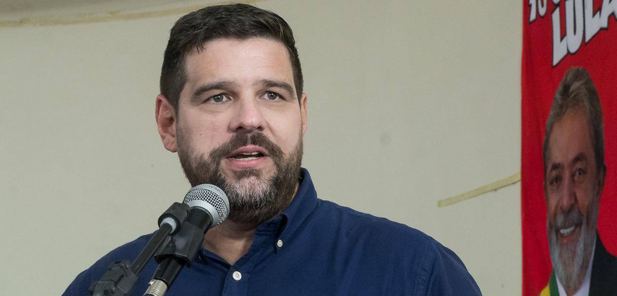 “Palavras, duras que sejam, às vezes precisam ser ditas”, diz Uchôa sobre fala de Lula contra Israel