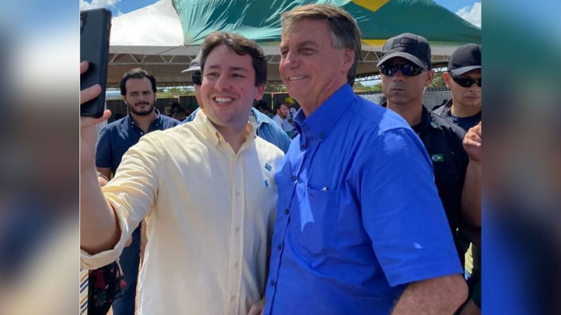 Bolsonaro abandona João Henrique e sinaliza apoio à reeleição de Adriane