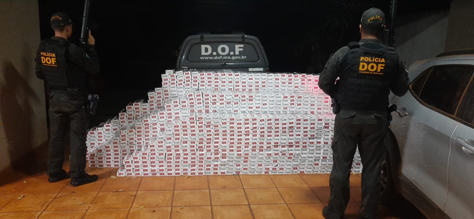 Mais de 200 mil reais em cigarros ilegais são apreendidos pelo DOF na região de Maracaju