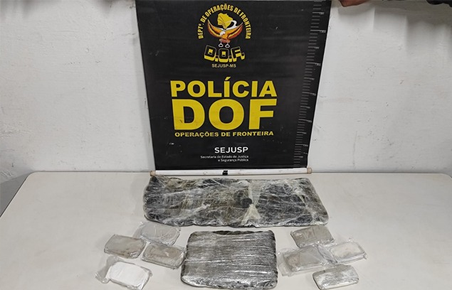 Passageiros de ônibus que viajavam com drogas são presos pelo DOF em Ivinhema
