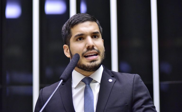 Projeto prevê até dois anos de prisão para quem faz denúncia falsa de violência doméstica