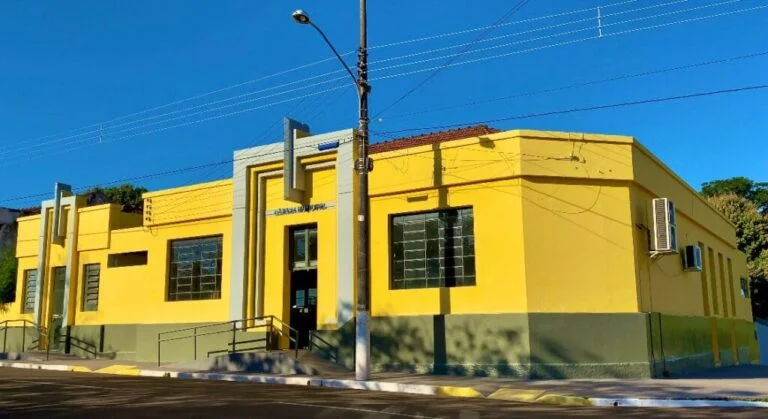 VEREADORA FALTA DEMAIS NAS SESSÕES E PODERÁ PERDER MANDATO