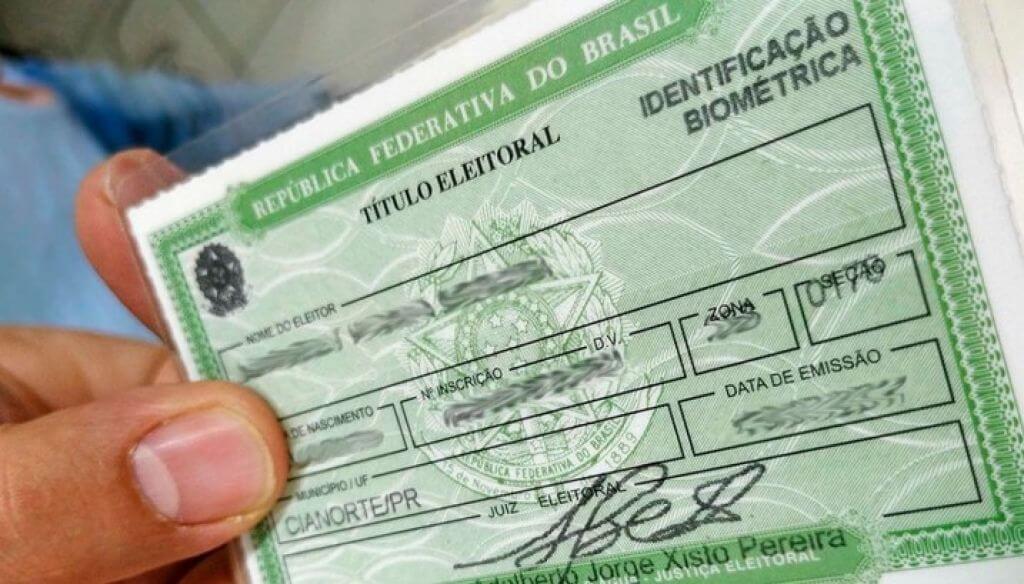Dia 8 de maio é a data final para emitir ou regularizar título eleitoral