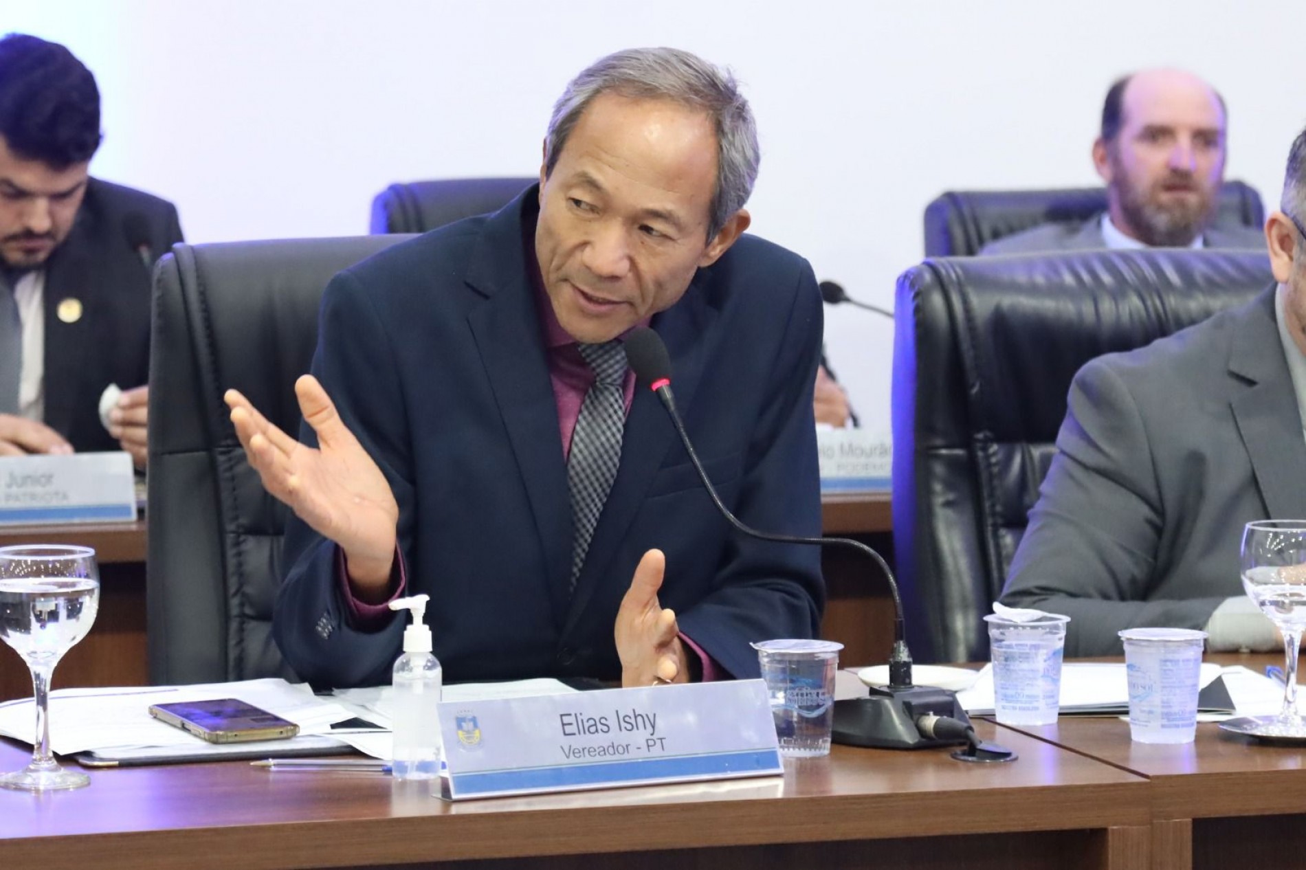 Elias Ishy questiona prefeitura sobre condições do transporte coletivo em Dourados