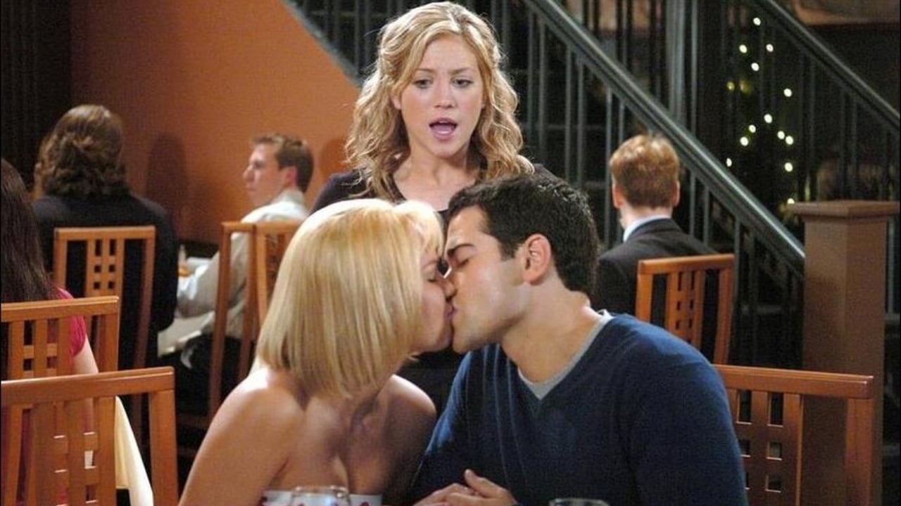 Finalmente! 18 anos depois, uma das comédias românticas mais engraçadas dos anos 2000 vai ganhar sequência com elenco original