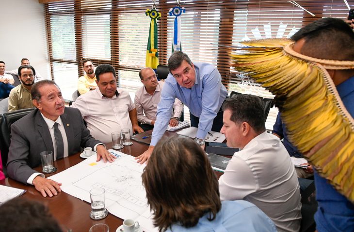 Governo de MS investe na melhoria na infraestrutura em Dois Irmãos do Buriti e praça no distrito de Palmeiras