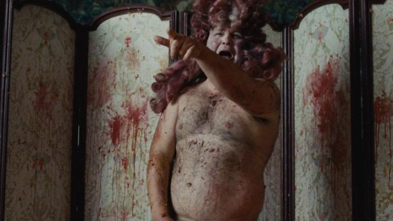 Nem La La Land, nem Pobres Criaturas: Um dos melhores filmes de Emma Stone é uma comédia ácida e está disponível na Netflix