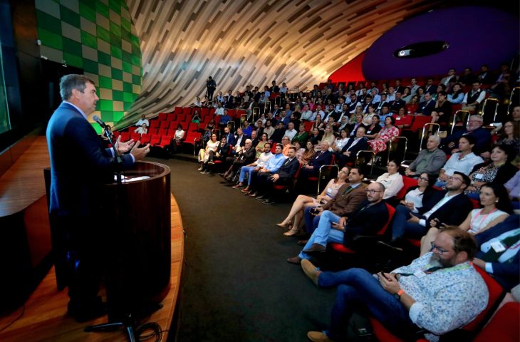 Produtores de alimentos de vários países estão em MS para conhecer novas técnicas e trocar experiências com agricultores locais