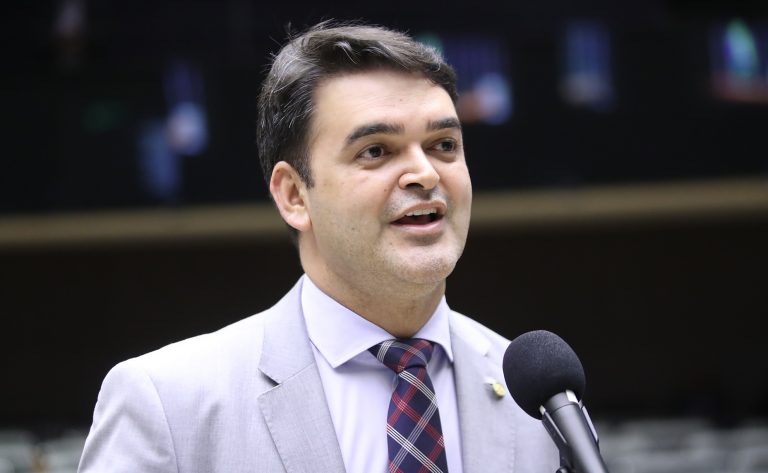 Projeto estabelece regras para prazo de suspensão de ações individuais de consumidores