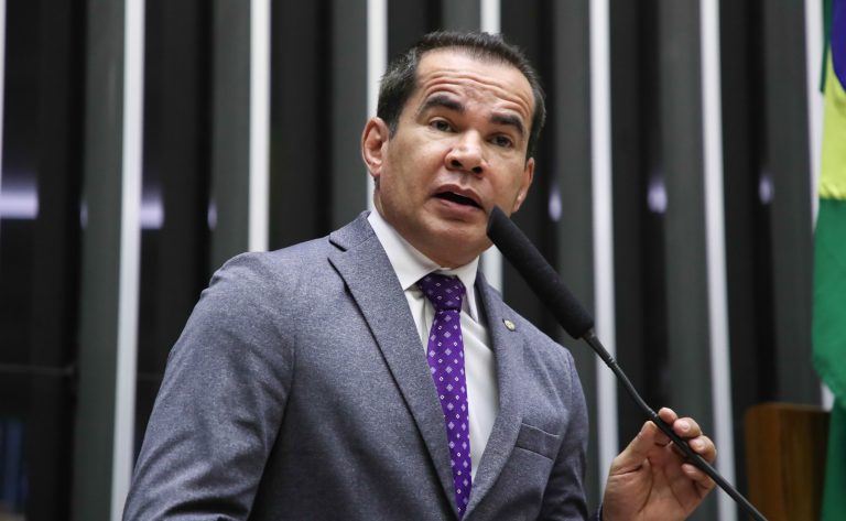 Proposta aumenta pena para contrabando de equipamento médico