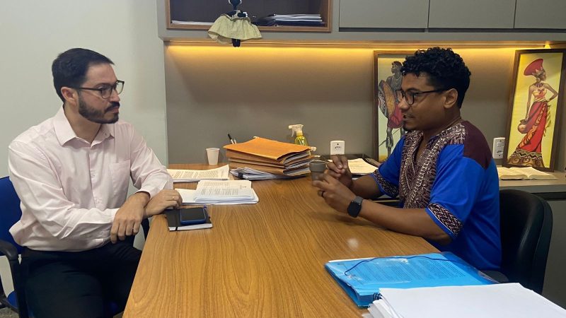 Secretário de Educação faz primeiro encontro com Simted: “Diálogo”