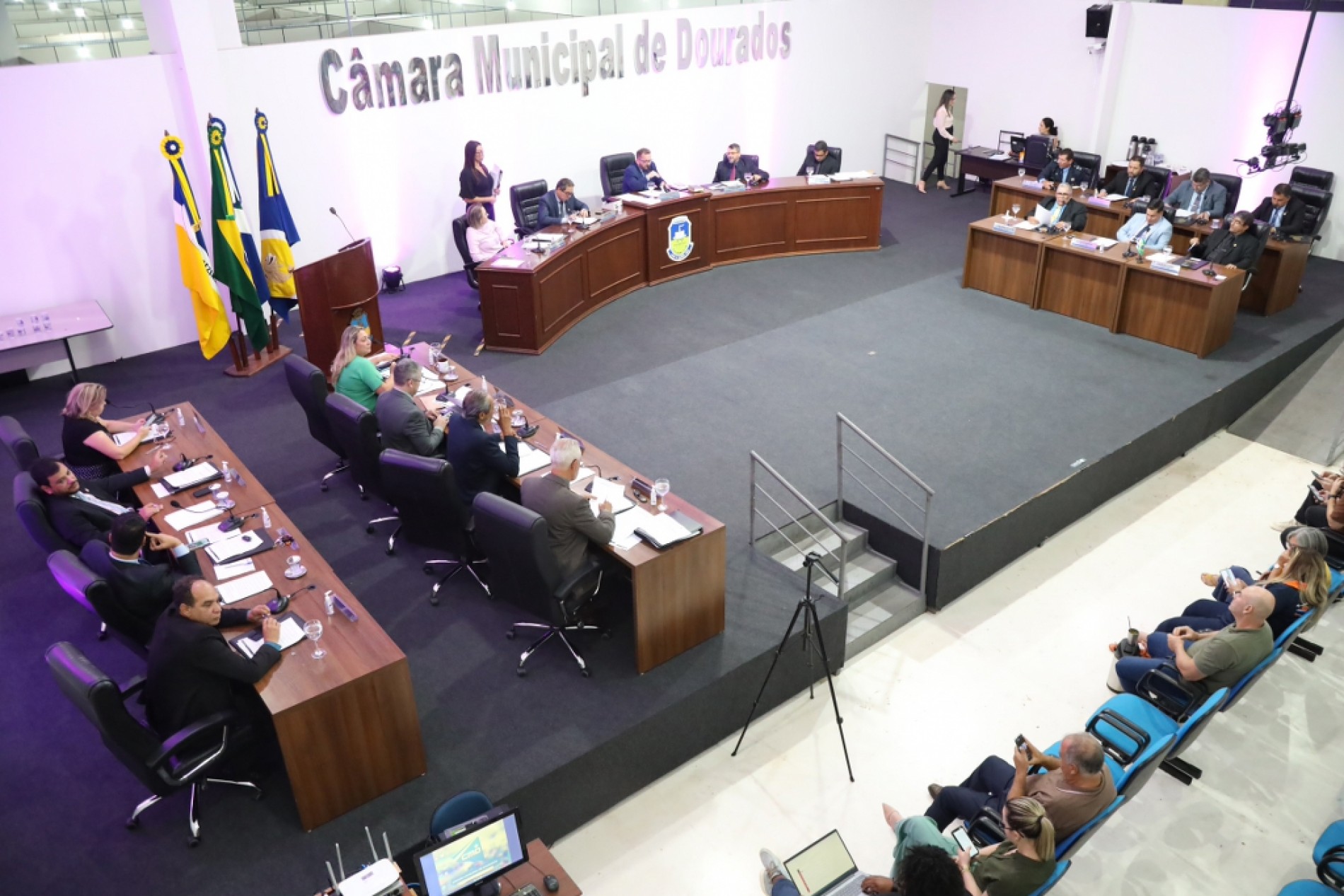 Vereadores votam vinte projetos na 6ª sessão ordinária