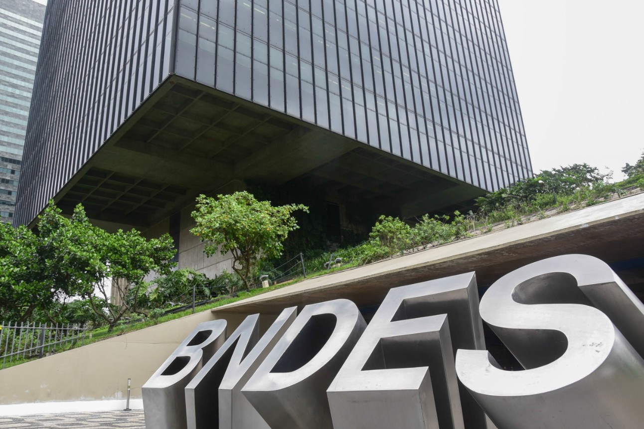 BNDES vai abrir concurso com 150 vagas e salário de R$ 20 mil