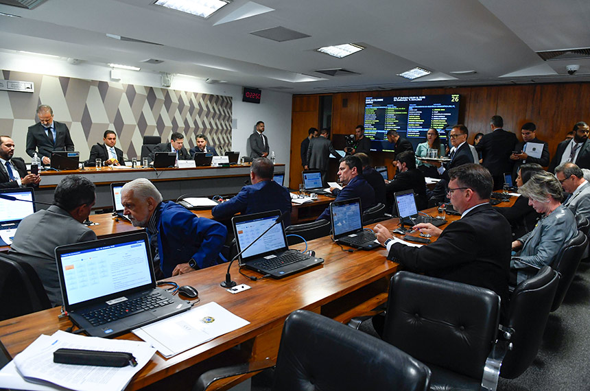 CCJ aprova novo ‘marco dos seguros’