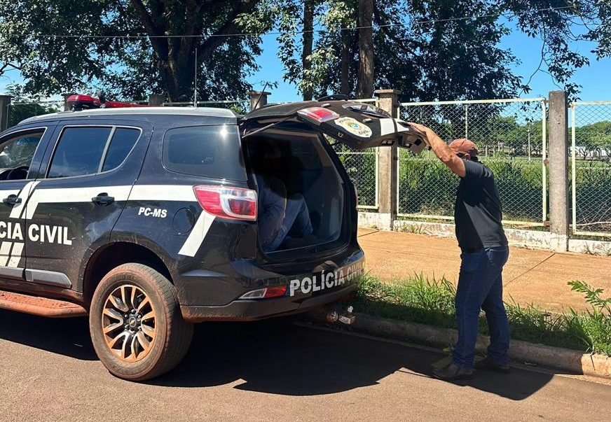 Homem é preso em flagrante perseguindo sua ex companheira