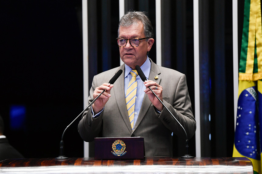 Laércio defende a expansão do ensino profissionalizante no Brasil