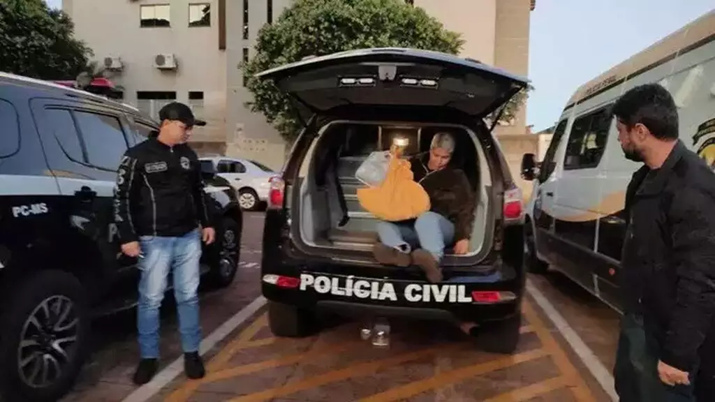 Madrasta é condenada a 12 anos por matar enteada a marteladas