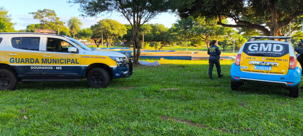 Professor é encontrado morto em parque com tiro na cabeça
