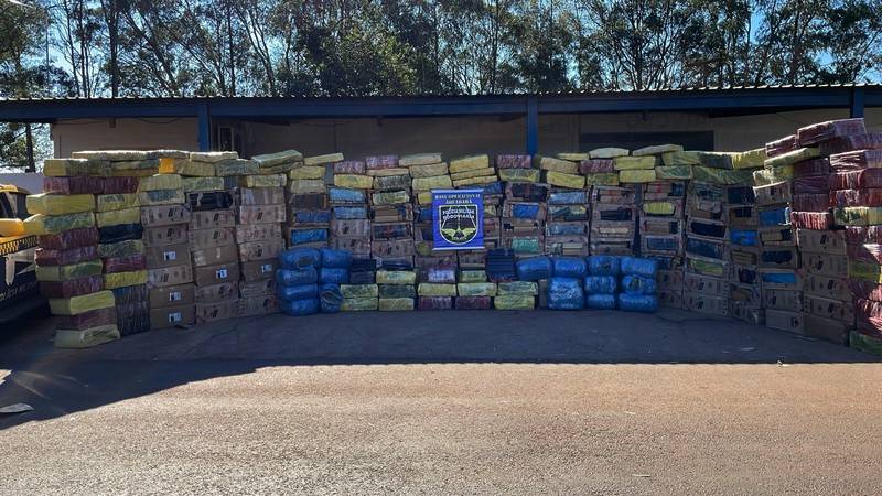 Carga de maconha avaliada em R$ 12 milhões é apreendida pela PMR