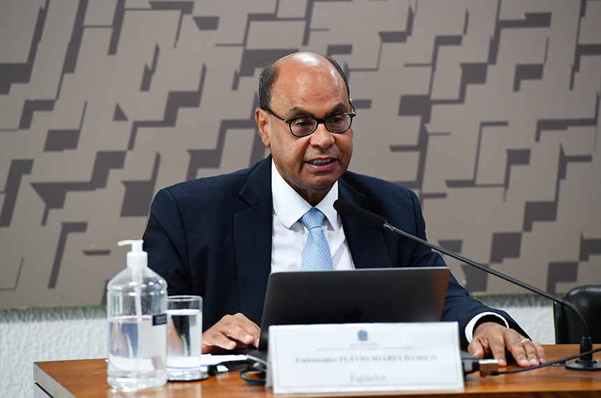 CRE confirma nome de Flávio Damico para embaixada no Equador