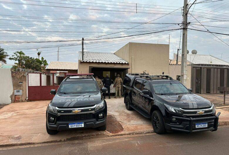 Foragido da Justiça do Amazonas por furto é preso se escondendo em MS