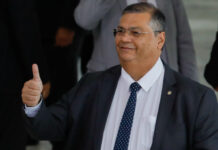 Dino dá mais 15 dias para governo identificar autores de emendas
