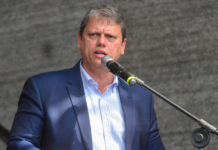 Golpe em SP usa IA para reproduzir voz de Tarcísio e fazer cobrança