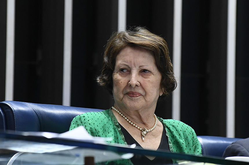 Memória: Maria do Carmo Alves, senadora recordista de mandatos