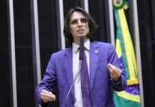 Projeto estabelece regras pra proteção maior de cidadão em ambiente virtual