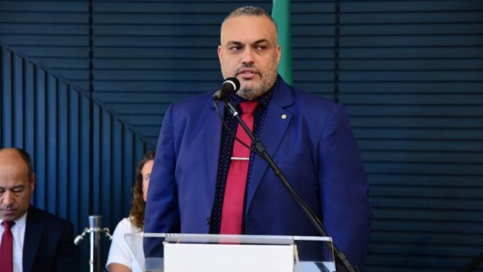 Projeto quer aplicar multa para quem deixar animal em veículo_66f0cb831269b.jpeg