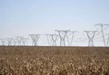 Aneel anuncia bandeira amarela para novembro, e conta de luz deve ficar mais barata