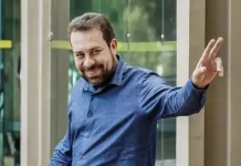 Esquerda não deve ceder em sua visão de mundo, diz Boulos