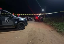 Bandidos que morreram em confronto levariam caminhonete para o Paraguai, segundo polícia