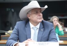 Comissão amplia para dez anos a validade da credencial de estacionamento para idosos