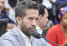 Fux envia análise de dados bancários de Janones à PGR