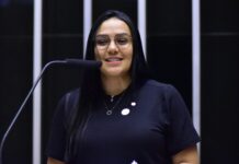 Projeto prevê envio de imagem da infração e da placa do veículo junto com notificação de trânsito