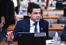 Projeto prevê isenção de IR para aposentados com Alzheimer