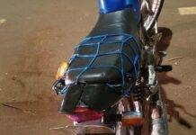 Jovem é preso empinando e adolescente apreendido por conduzir motocicleta