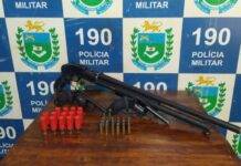 Homem é preso por porte ilegal de arma de fogo de uso permitido e perturbação