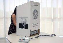 Comissão da Câmara discute projeto que prevê recontagem física de votos