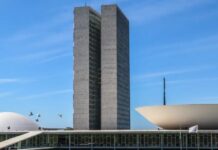 Câmara e Senado disputam protagonismo sobre devedor contumaz