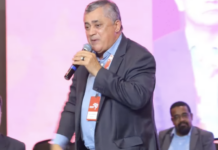 Líder do Governo na Câmara cobra aproximação do PT com o Centrão