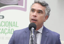 Bancada da educação mandará carta ao TCU em defesa do Pé-de-Meia