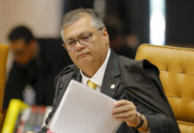 Dino autoriza emendas a 3 ONGs após regularização de transparência