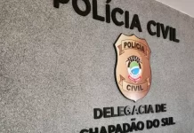 Mãe e padastro são presos por estupro contra criança de 11 anos